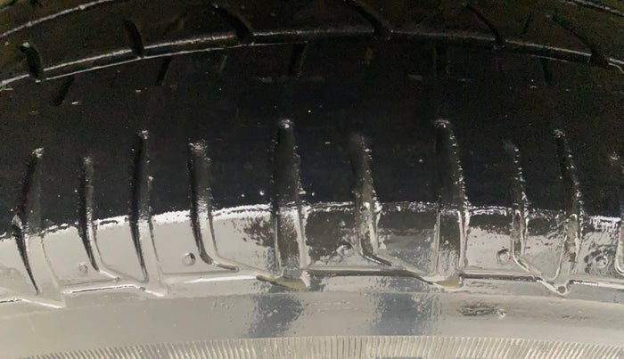 2015 Honda Amaze 1.5L I-DTEC SX, Diesel, Manual, 71,032 km, Right Front Tyre Tread