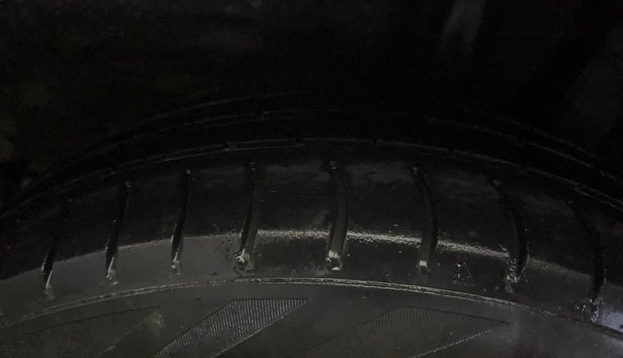 2014 Hyundai Grand i10 SPORTZ 1.2 KAPPA VTVT, Petrol, Manual, 91,388 km, Left Rear Tyre Tread