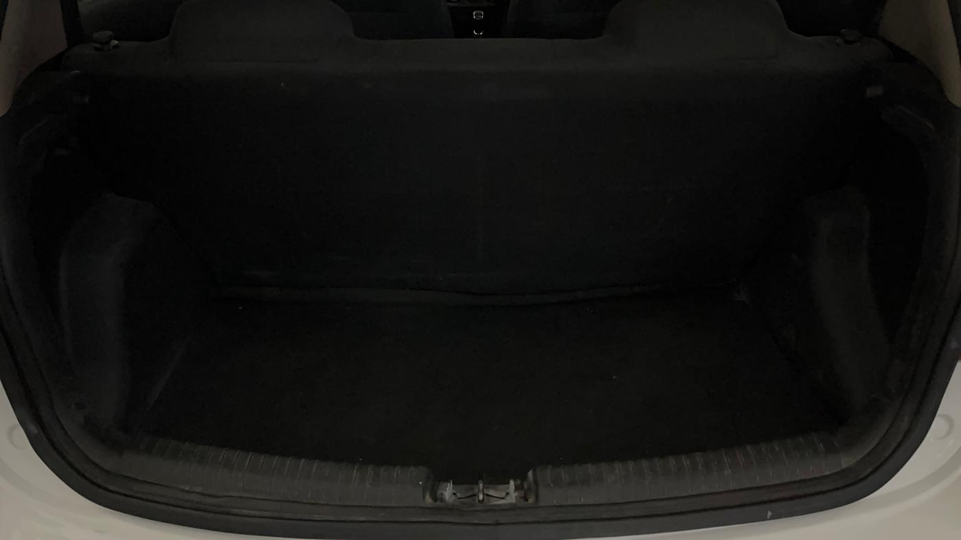 2014 Hyundai Grand i10 SPORTZ 1.2 KAPPA VTVT, Petrol, Manual, 91,388 km, Boot Inside