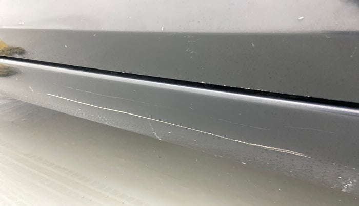 2014 Maruti Swift Dzire VDI, Diesel, Manual, 73,626 km, Left running board - Minor scratches