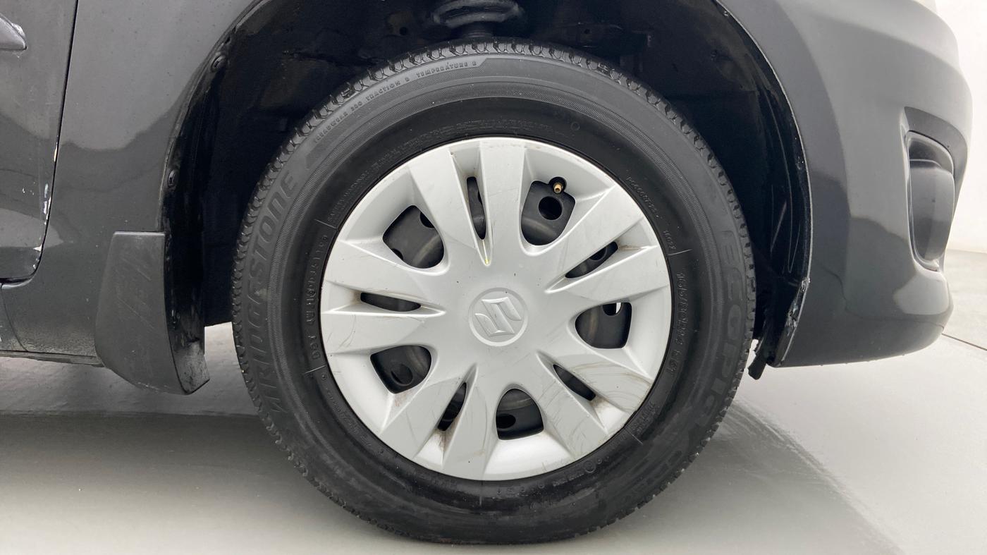 2014 Maruti Swift Dzire VDI, Diesel, Manual, 73,626 km, Right Front Wheel