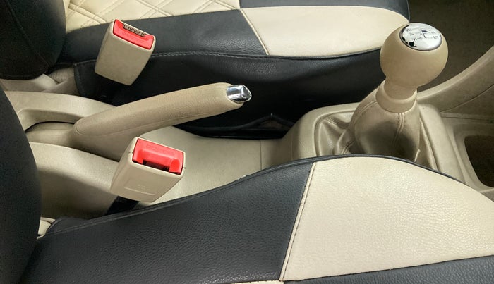 2014 Maruti Swift Dzire VDI, Diesel, Manual, 73,626 km, Gear Lever