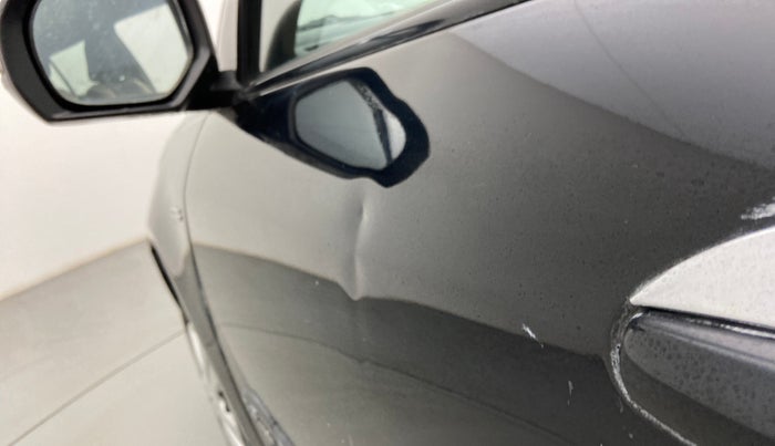2014 Maruti Swift Dzire VDI, Diesel, Manual, 73,626 km, Front passenger door - Slightly dented