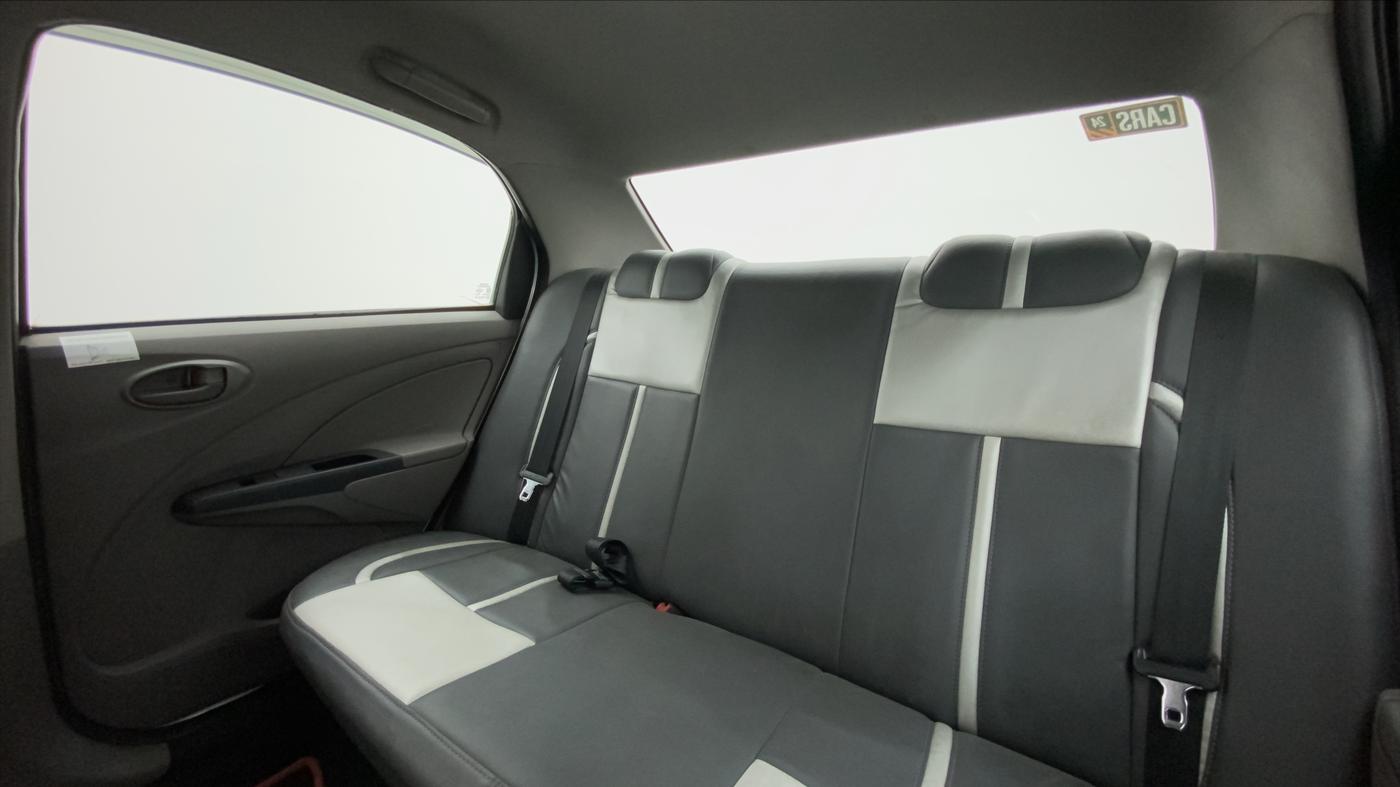 2011 Toyota Etios G, Petrol, Manual, 93,524 km, Right Side Rear Door Cabin