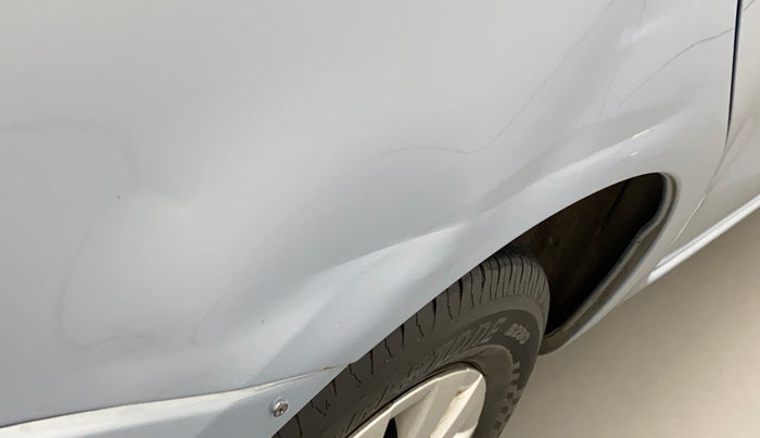 2011 Toyota Etios G, Petrol, Manual, 93,524 km, Right quarter panel - Slightly dented