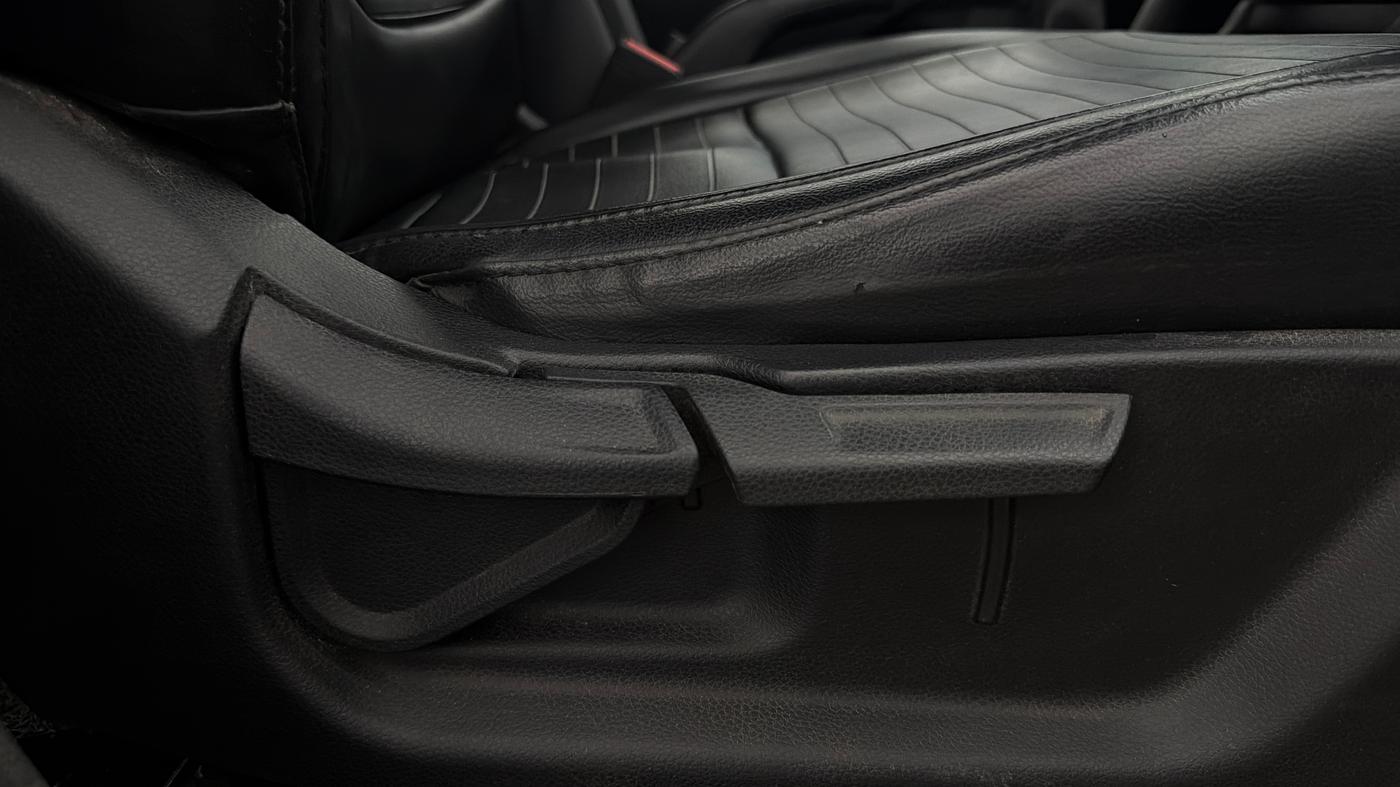 2019 KIA SELTOS HTK 1.5 PETROL, Petrol, Manual, 51,008 km, Driver Side Adjustment Panel
