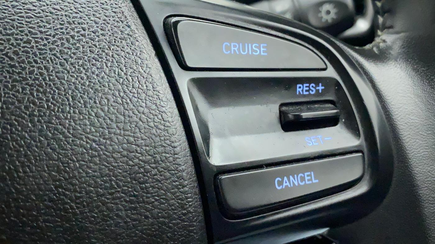 2020 Hyundai VENUE SX 1.0 TURBO, Petrol, Manual, 65,341 km, Adaptive Cruise Control
