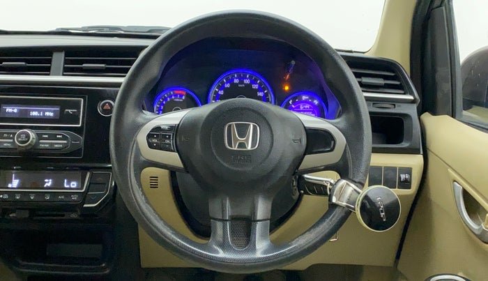 2016 Honda Amaze 1.2L I-VTEC SX, Petrol, Manual, 1,04,655 km, Steering Wheel Close Up