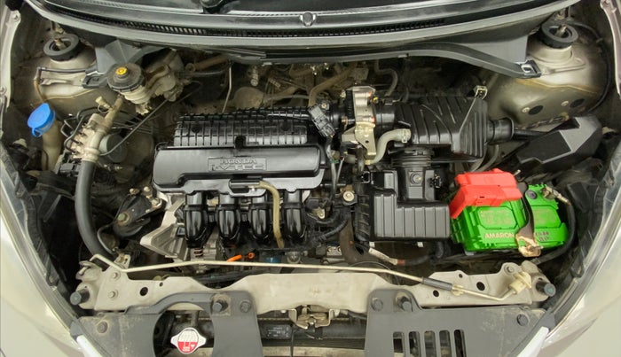 2016 Honda Amaze 1.2L I-VTEC SX, Petrol, Manual, 1,04,655 km, Open Bonet