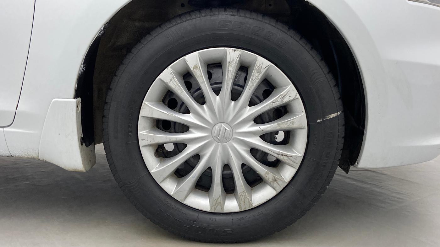 2017 Maruti Ciaz DELTA 1.3 DDIS SHVS, Diesel, Manual, 58,541 km, Right Front Wheel