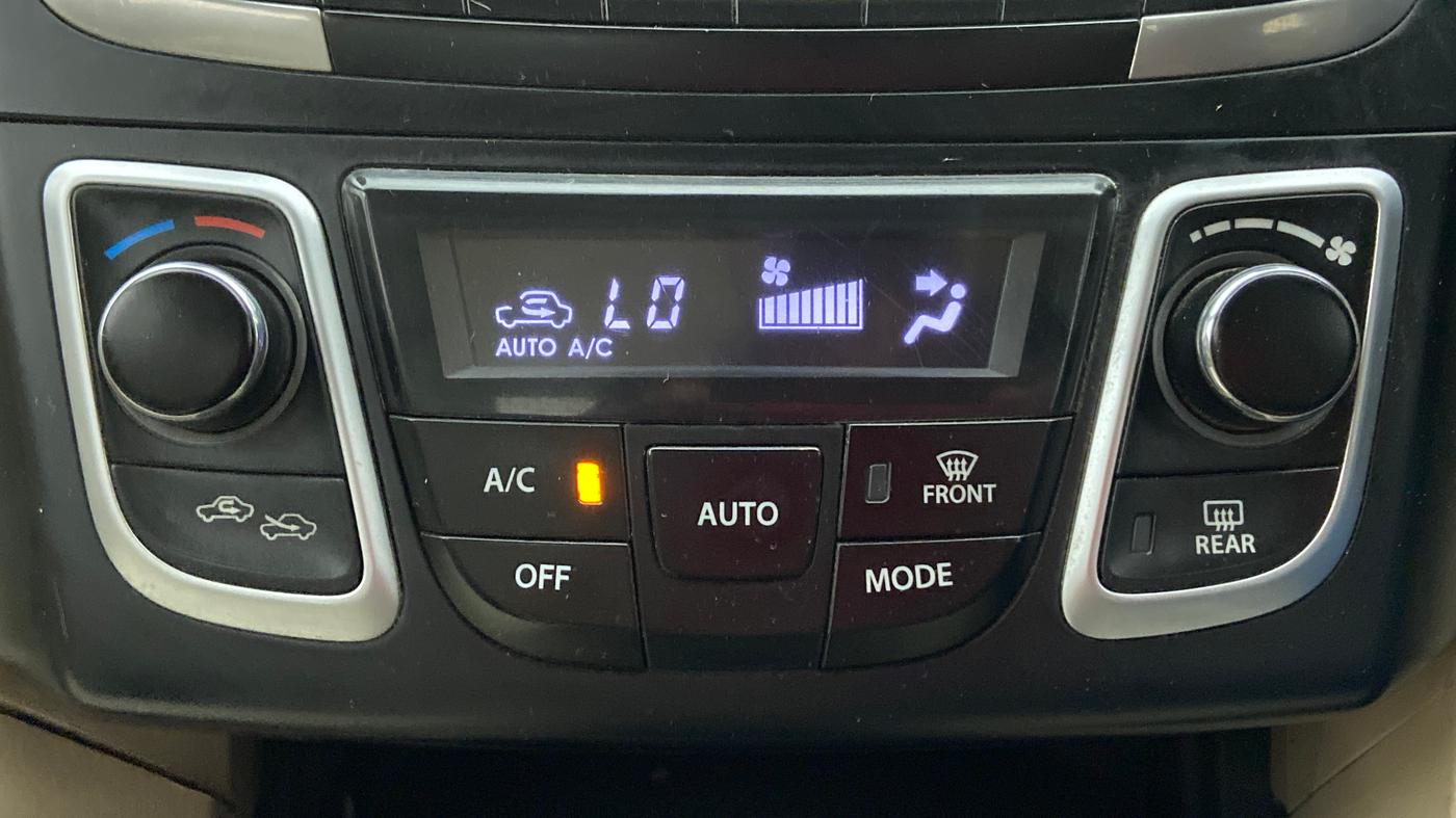 2017 Maruti Ciaz DELTA 1.3 DDIS SHVS, Diesel, Manual, 58,541 km, Automatic Climate Control