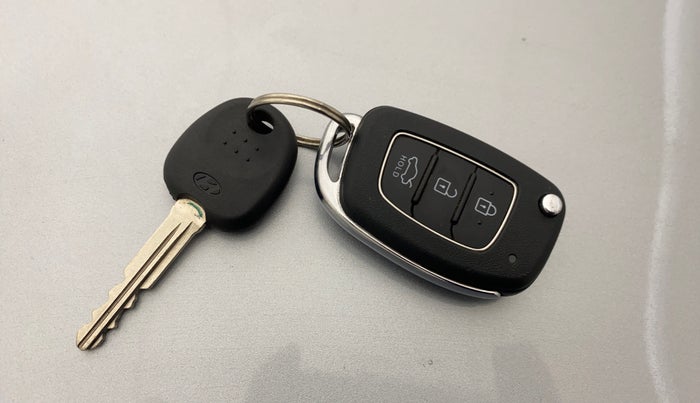 2023 Hyundai GRAND I10 NIOS SPORTZ 1.2 KAPPA VTVT, Petrol, Manual, 18,585 km, Key Close Up