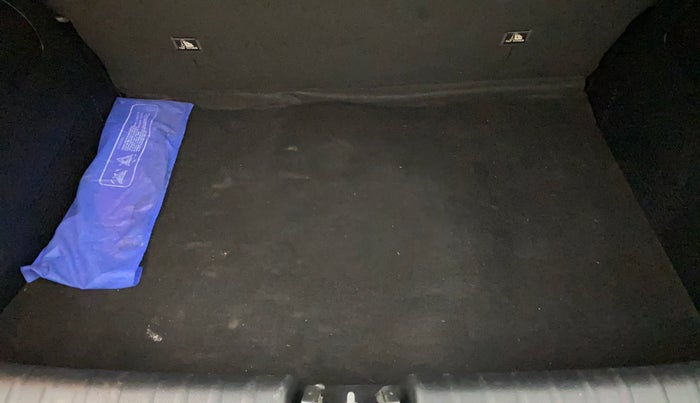 2020 KIA SONET GTX PLUS 1.0 IMT, Petrol, Manual, 56,883 km, Boot Inside