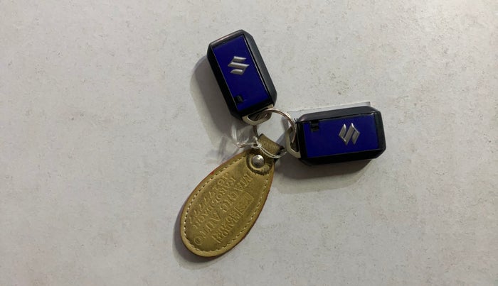 2019 Maruti Ertiga ZXI+ SHVS, Petrol, Manual, 93,355 km, Key Close Up