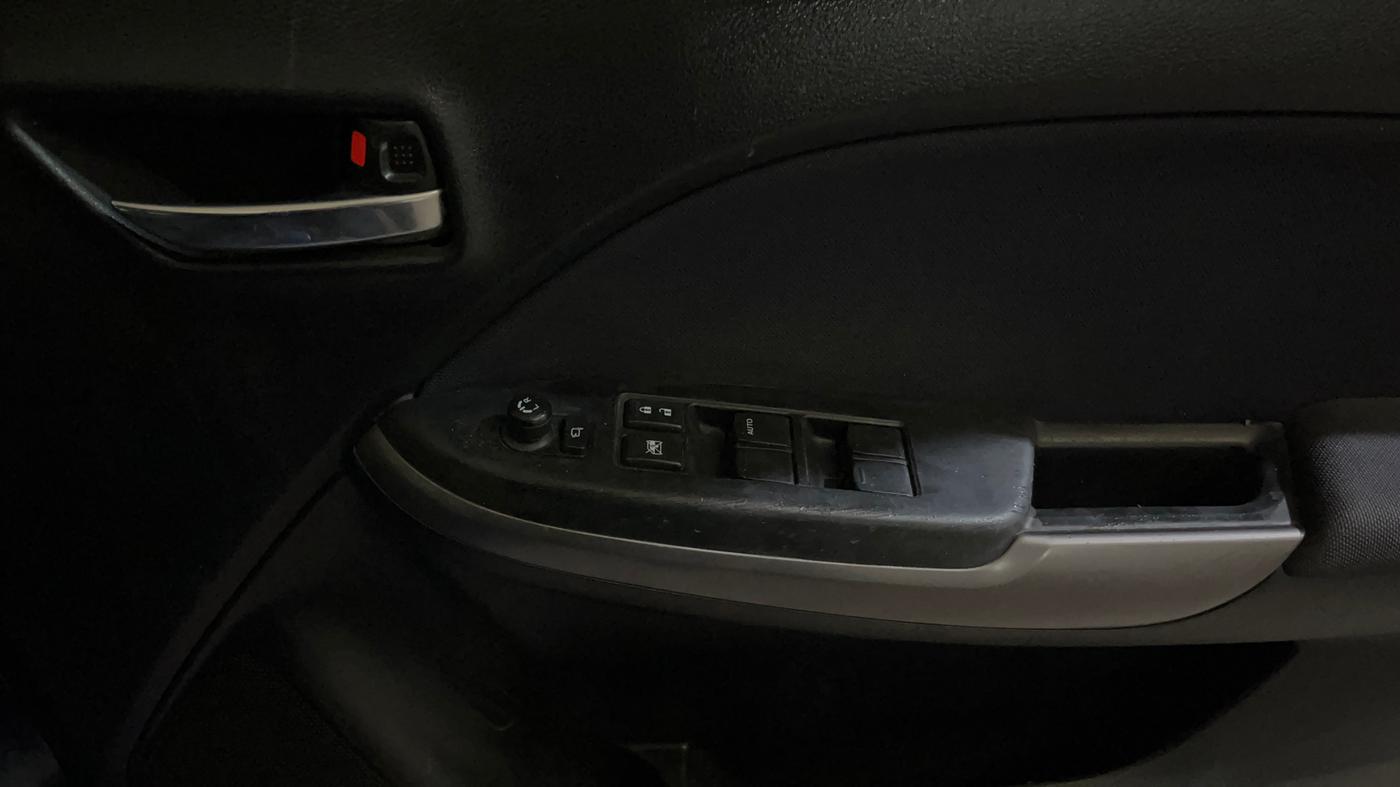 2019 Maruti Baleno ALPHA PETROL 1.2, Petrol, Manual, 66,550 km, Driver Side Door Panels Control
