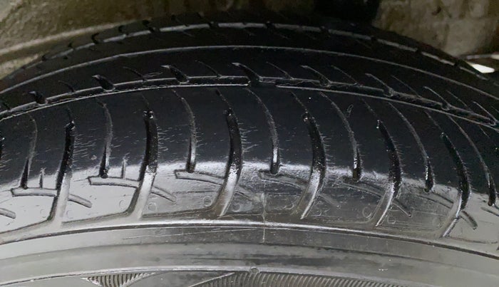 2019 Maruti New Wagon-R VXI 1.0, Petrol, Manual, 19,778 km, Right Front Tyre Tread