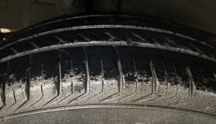 2022 Maruti New Wagon-R LXI CNG (O) 1.0, CNG, Manual, 1,16,308 km, Right Rear Tyre Tread