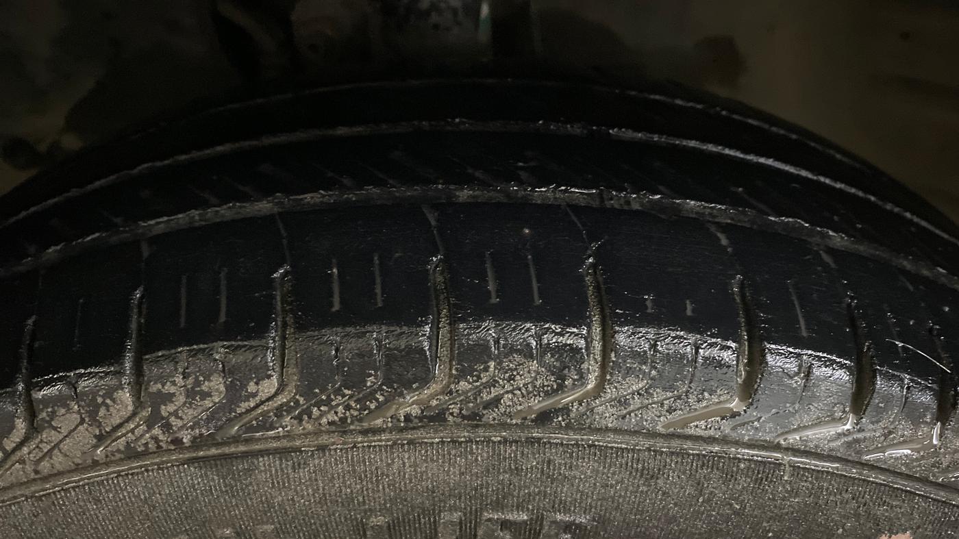 2022 Maruti New Wagon-R LXI CNG (O) 1.0, CNG, Manual, 1,16,308 km, Left Front Tyre Tread