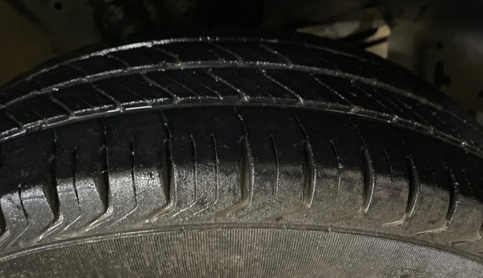 2022 Maruti New Wagon-R LXI CNG (O) 1.0, CNG, Manual, 1,16,308 km, Right Front Tyre Tread