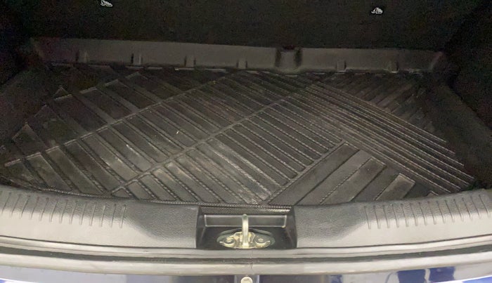 2022 Maruti IGNIS SIGMA 1.2, Petrol, Manual, 10,231 km, Boot Inside