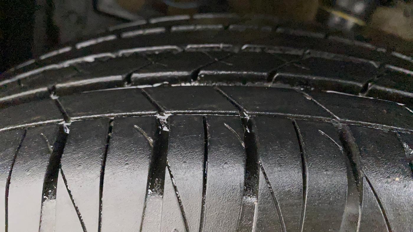 2022 Toyota URBAN CRUISER PREMIUM GRADE AT, Petrol, Automatic, 2,900 km, Left Front Tyre Tread