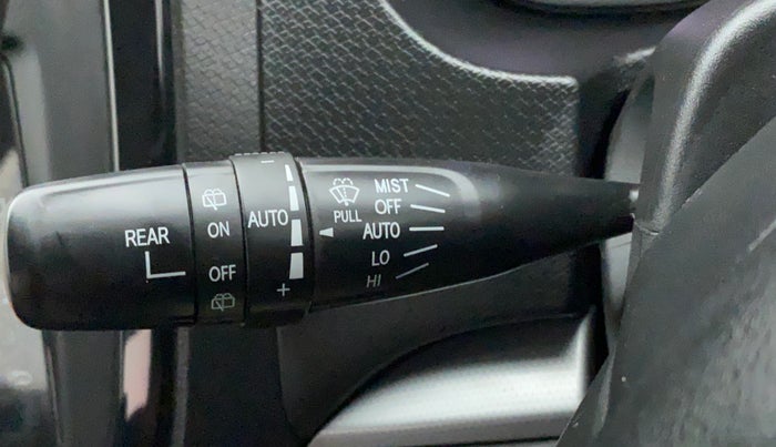 2022 Toyota URBAN CRUISER PREMIUM GRADE AT, Petrol, Automatic, 2,900 km, Rain Sensing Wipers