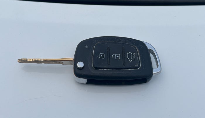 2018 Hyundai Grand i10 MAGNA U2 1.2 CRDI, Diesel, Manual, 61,483 km, Key Close Up