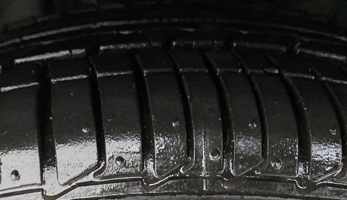 2022 Tata TIAGO NRG XZ AMT, Petrol, Automatic, 2,499 km, Left Front Tyre Tread