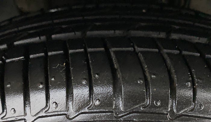 2022 Tata TIAGO NRG XZ AMT, Petrol, Automatic, 2,499 km, Right Front Tyre Tread