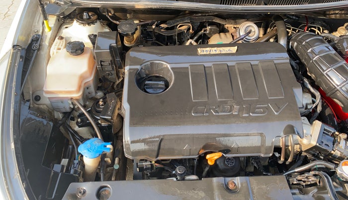 2016 Hyundai Verna 1.6 CRDI S, Diesel, Manual, 91,205 km, Engine View - Right