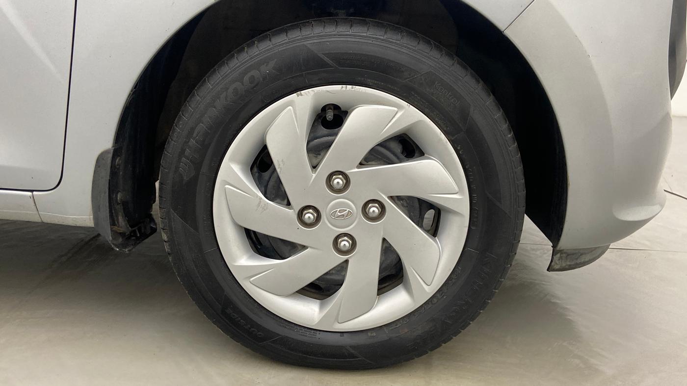 2019 Hyundai NEW SANTRO SPORTZ CNG, CNG, Manual, 39,957 km, Right Front Wheel