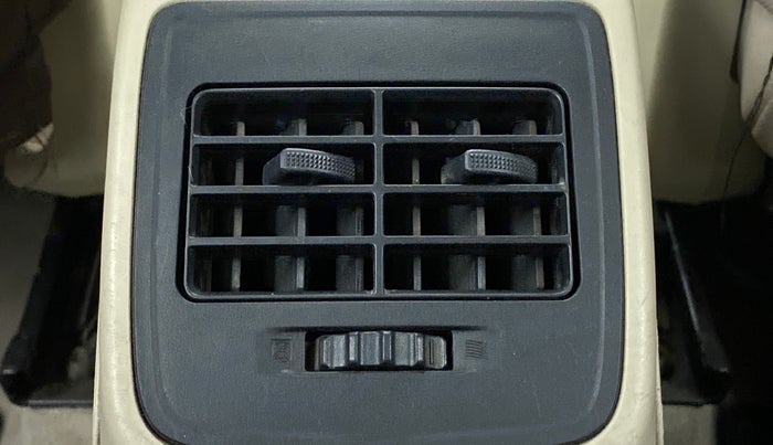 2018 Maruti Dzire VXI, Petrol, Manual, 29,115 km, Rear AC Vents