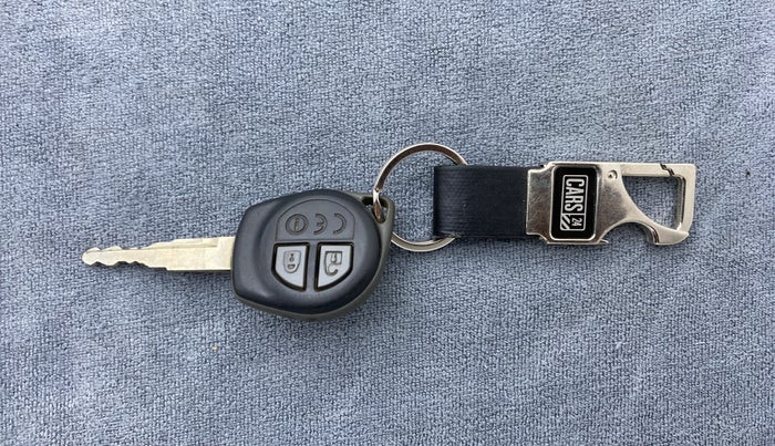 2018 Maruti Dzire VXI, Petrol, Manual, 29,115 km, Key Close Up