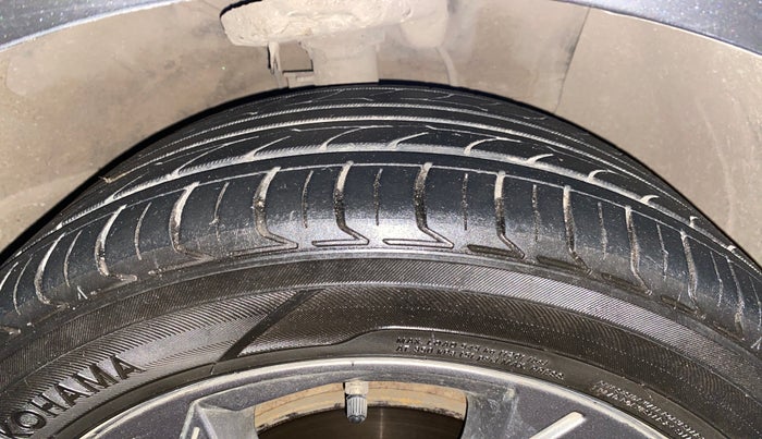 2022 Hyundai Verna SX 1.5 CRDI AT, Diesel, Automatic, 73,143 km, Right Front Tyre Tread