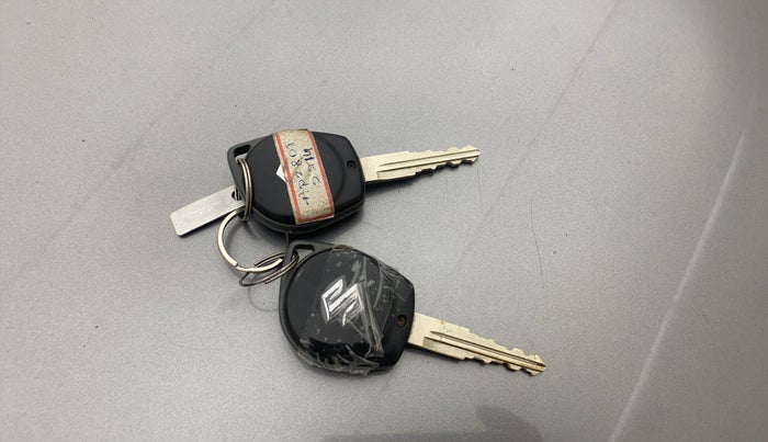 2013 Maruti Wagon R 1.0 VXI, Petrol, Manual, 34,301 km, Key Close Up