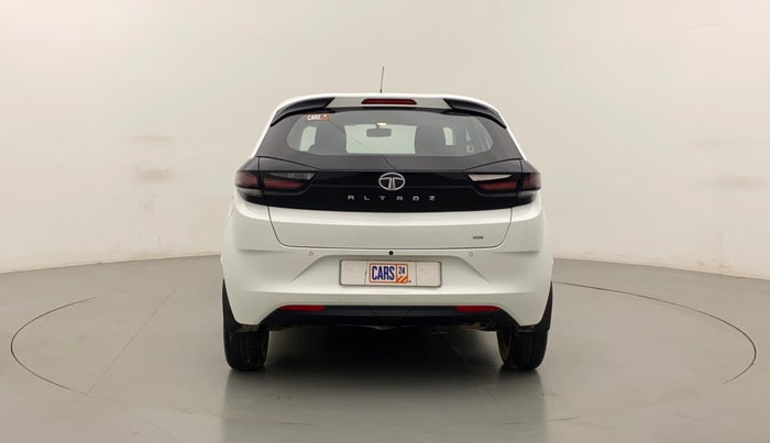 2022 Tata ALTROZ XMA PLUS PETROL, Petrol, Manual, 4,816 km, Back/Rear