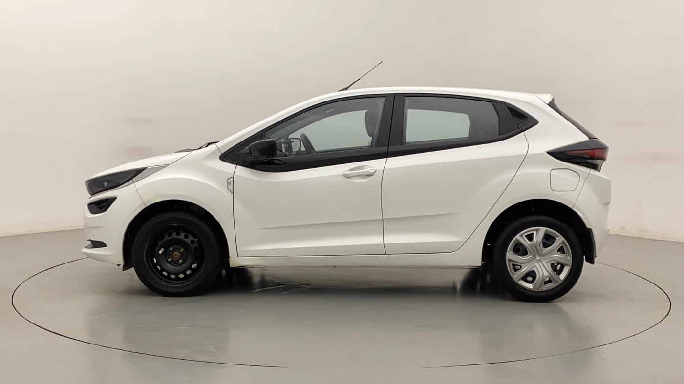2022 Tata ALTROZ XMA PLUS PETROL, Petrol, Manual, 4,816 km, Left Side