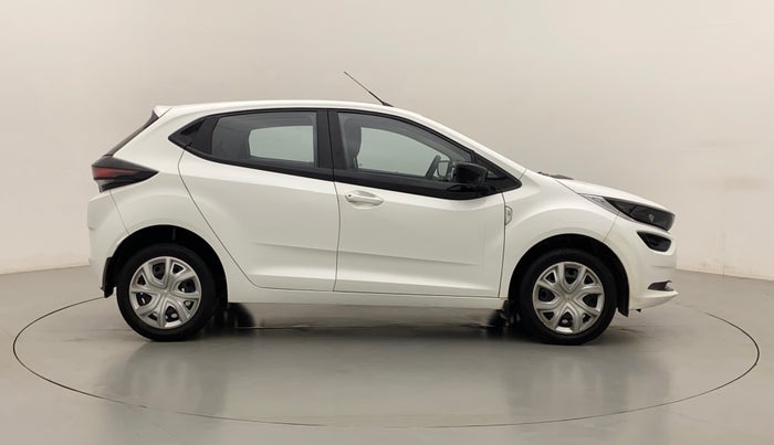 2022 Tata ALTROZ XMA PLUS PETROL, Petrol, Manual, 4,816 km, Right Side View