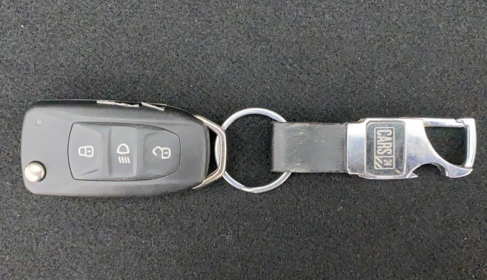 2022 Tata ALTROZ XMA PLUS PETROL, Petrol, Manual, 4,816 km, Key Close Up