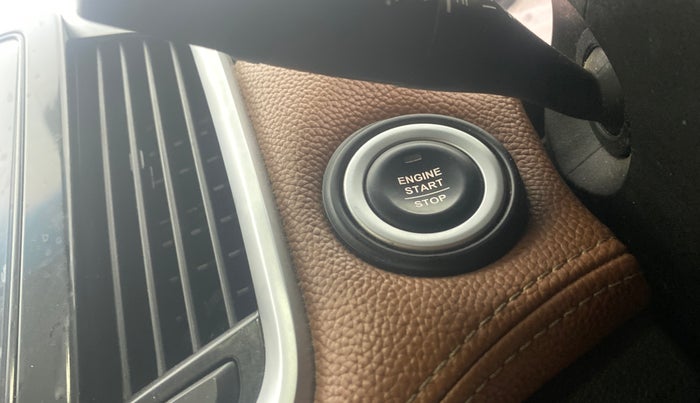 2020 MG HECTOR PLUS SHARP 1.5 PETROL TURBO DCT 6-STR, Petrol, Automatic, 62,570 km, Keyless Start/ Stop Button