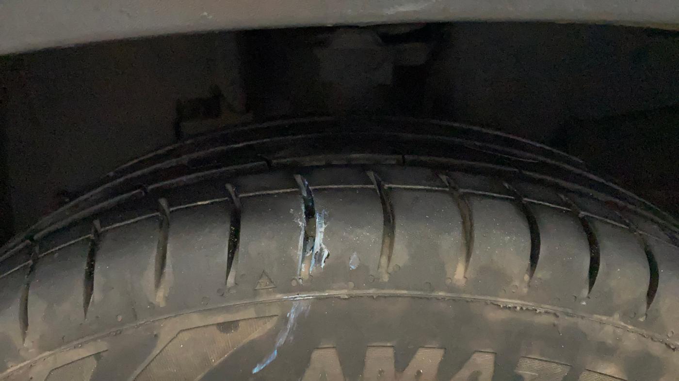 2020 Renault Kwid CLIMBER 1.0 (O), Petrol, Manual, 56,092 km, Left Front Tyre Tread