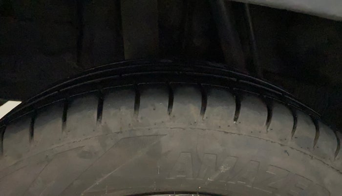 2020 Renault Kwid CLIMBER 1.0 (O), Petrol, Manual, 56,092 km, Right Rear Tyre Tread