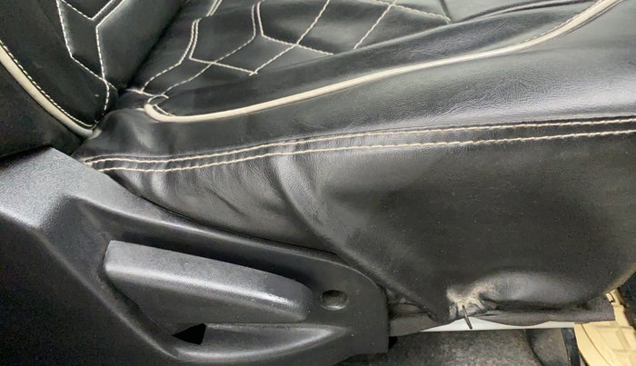 2018 Datsun Go Plus A (O), CNG, Manual, 46,512 km, Driver Side Adjustment Panel