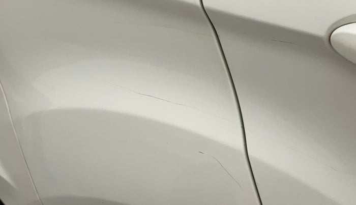 2015 Ford Ecosport TITANIUM 1.5L DIESEL, Diesel, Manual, 86,323 km, Right quarter panel - Minor scratches