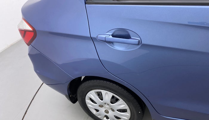 2016 Honda Amaze 1.2L I-VTEC S, Petrol, Manual, 71,564 km, Right quarter panel - Minor scratches