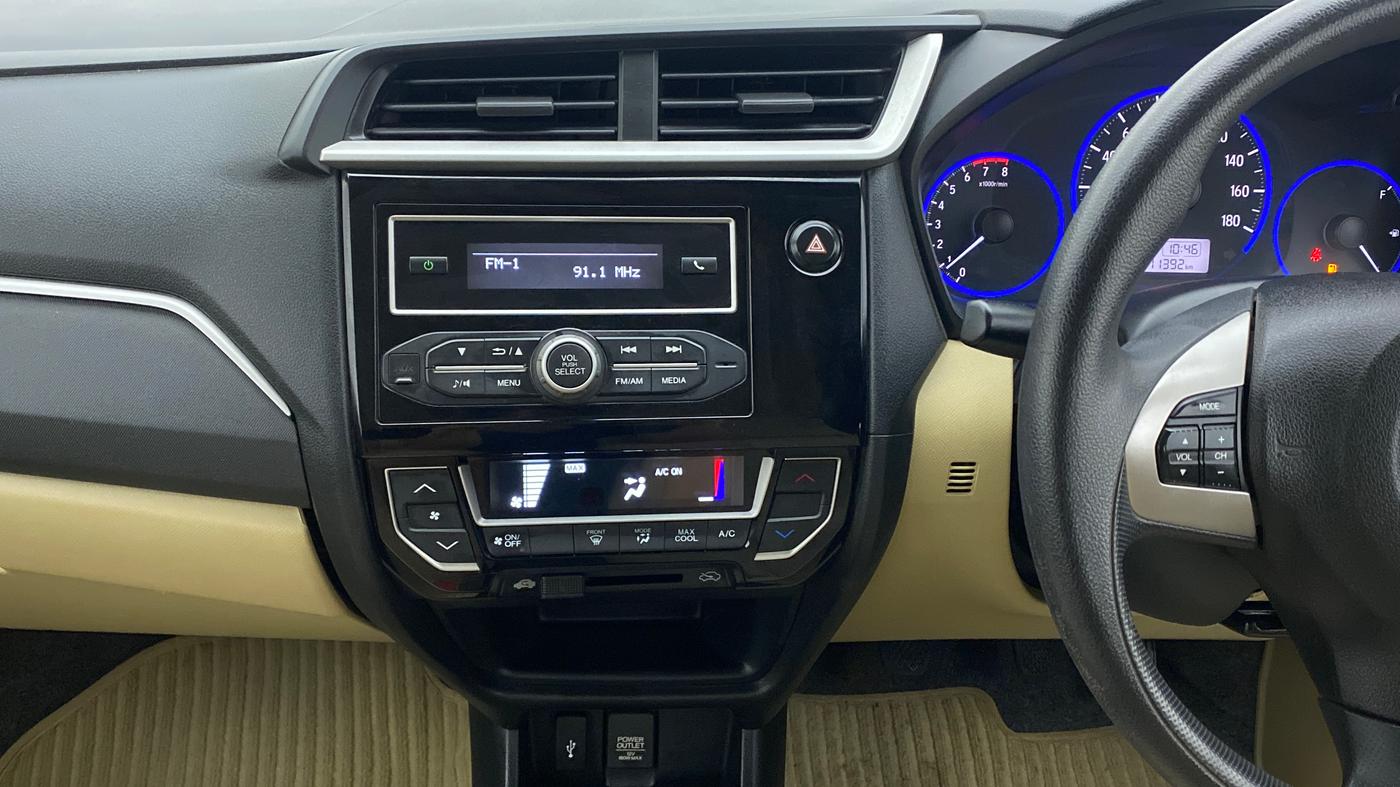 2016 Honda Amaze 1.2L I-VTEC S, Petrol, Manual, 71,564 km, Air Conditioner