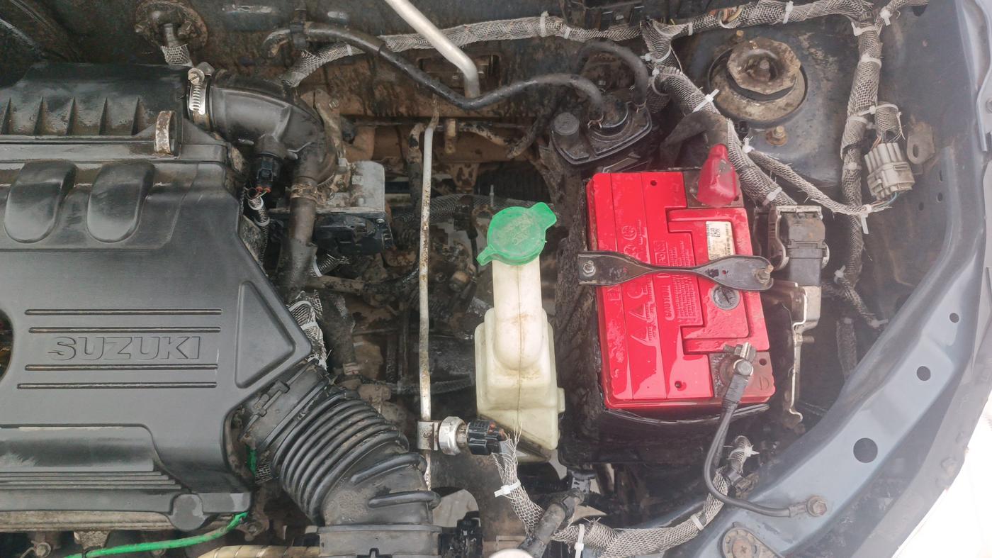 2016 Maruti Alto K10 VXI, Petrol, Manual, 43,407 km, Engine View - Left