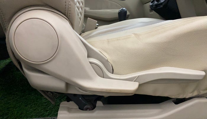 2018 Maruti Dzire VDI, Diesel, Manual, 1,20,237 km, Driver Side Adjustment Panel