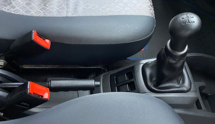 2019 Maruti Alto 800 LXI, Petrol, Manual, 51,247 km, Gear Lever