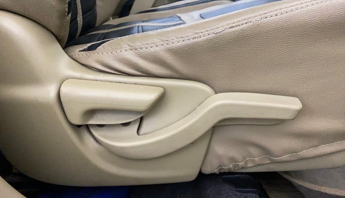 2018 Honda Amaze 1.2L I-VTEC S OPT, CNG, Manual, 33,454 km, Driver Side Adjustment Panel